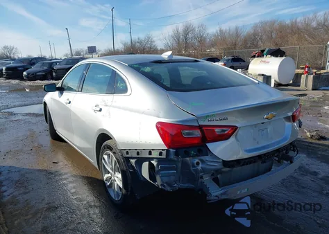 2018 Chevrolet Malibu Lt z USA, uszkodzony, nr VIN 1G1ZD5ST9JF263479